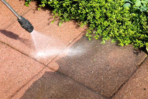 Why Choose Our Certified Pressure Washing Experts for Your Project Needs in Biscayne Park, FL?